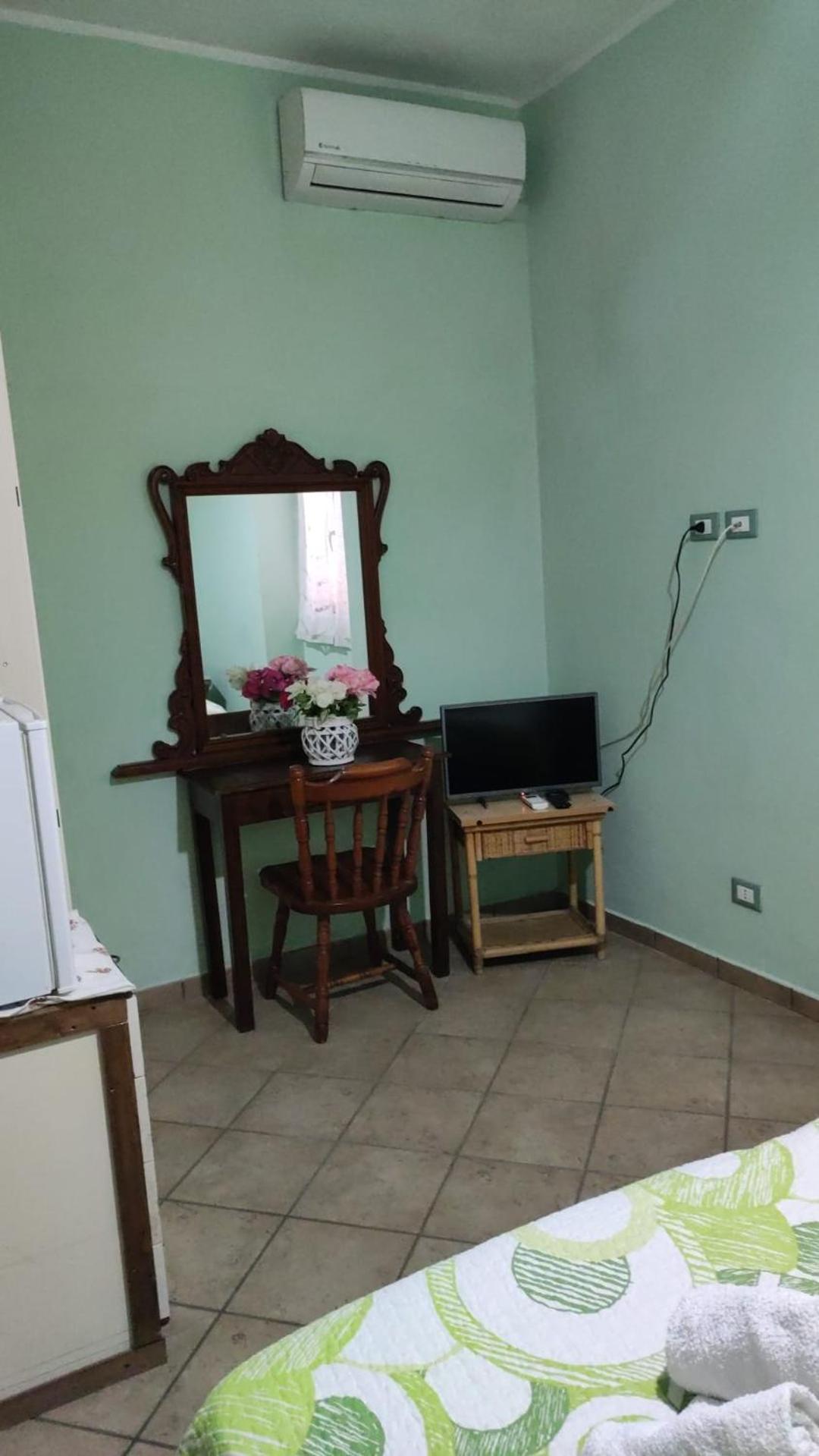 Il Paradiso Latina Zewnętrze zdjęcie